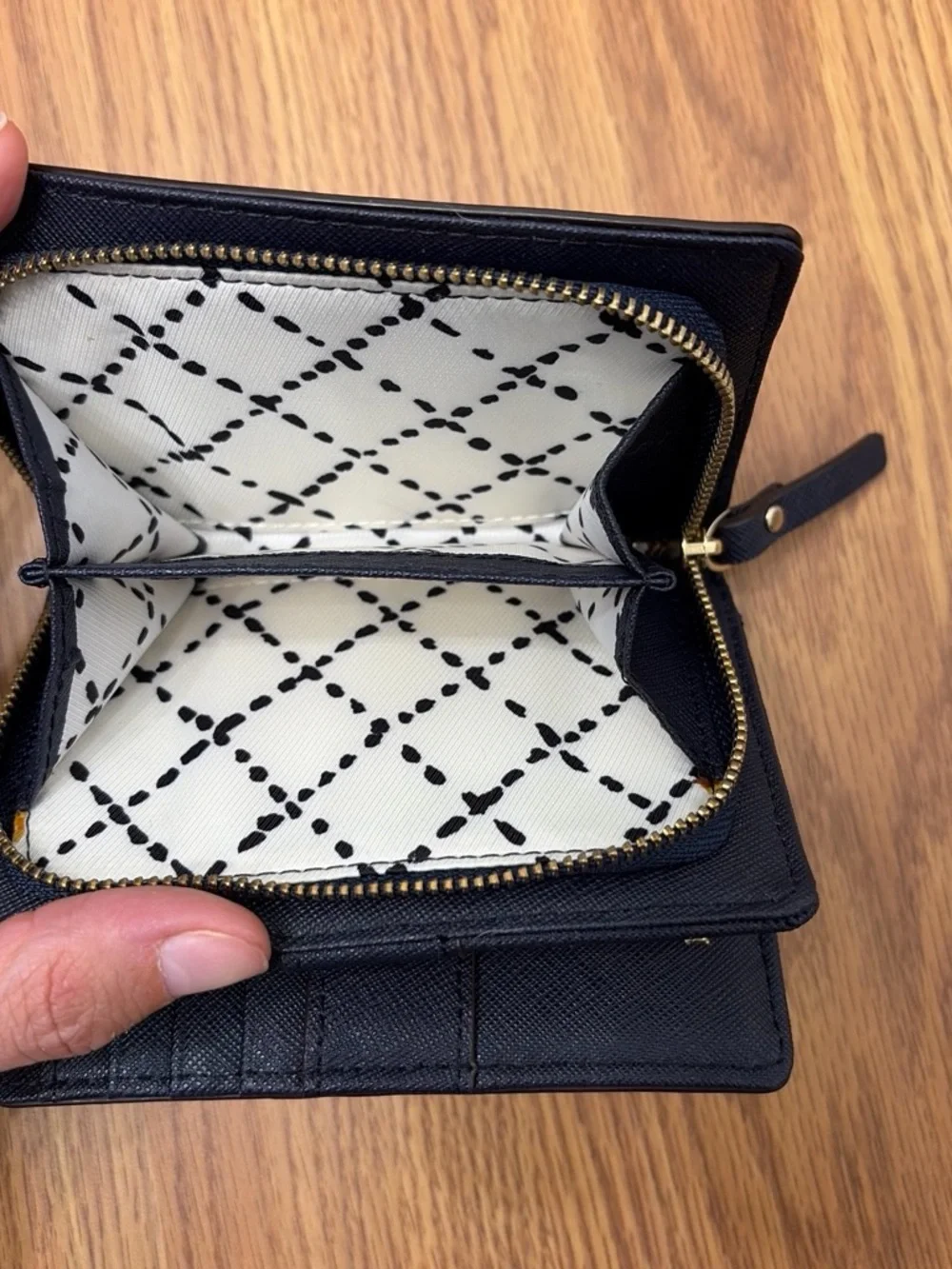 NEW Kate Spade Newbury Lane wallet Navy